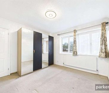 Plymouth Avenue, Woodley, Reading, Berkshire, RG5 - Photo 3