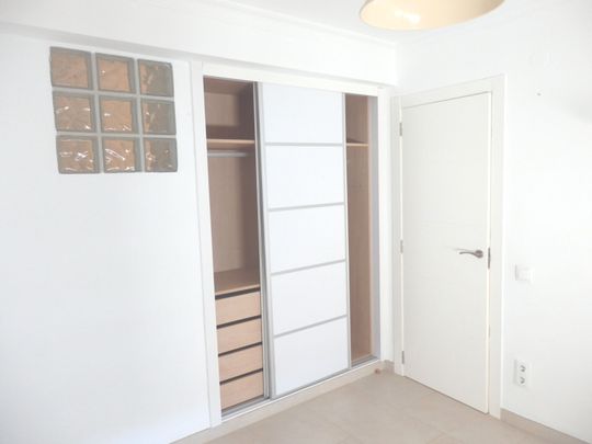 Piso de alquiler en La Petxina - Photo 1