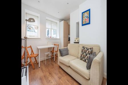 1 Bed Flat, Lyham Road, SW2 - Photo 2