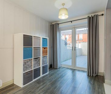 2 bedroom terraced house to rent - Photo 4