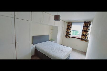 3 Bed Flat, Cornhill Drive, AB16 - Photo 2