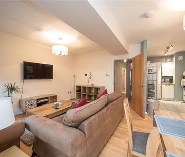 2 bedroom apartment to rent - Photo 4