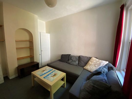 3 bedroom terraced house to rent - Photo 1