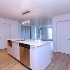 2 rooms apartment of 88m² in Montreal - Photo 2