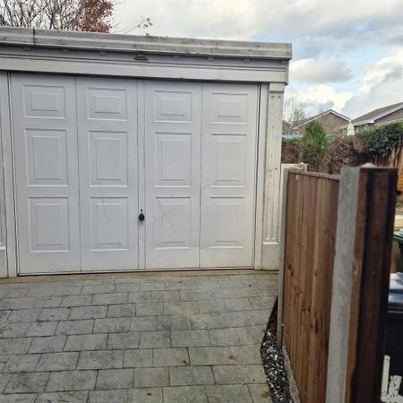 3 bedroom detached house to rent - Photo 4