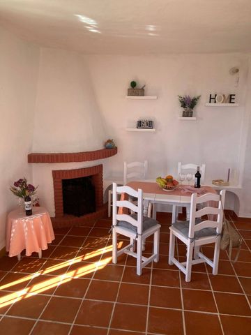 2 Bedrooms Villa For Long Term Rental in Frigiliana Countryside - Photo 4