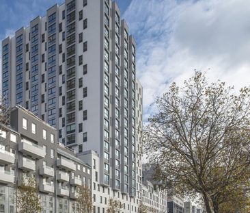 Komfortable 2 - Zimmer Wohnung mit Fernblick | Loggia | ab sofort - Photo 3