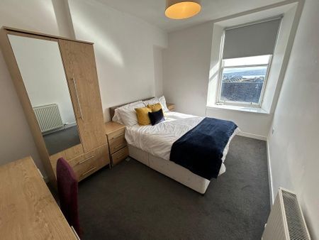 2 bedroom flat to rent - Photo 5