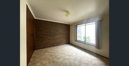 ADDISON REAL ESTATE - Photo 2