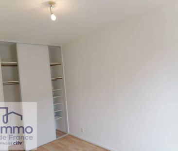 Location Appartement 4 pièces 80m² VIF 38450 - Photo 4