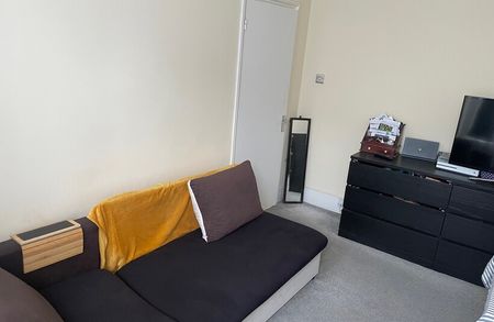 36a Inglemere Road Tooting, Inglemere  Road - Photo 2