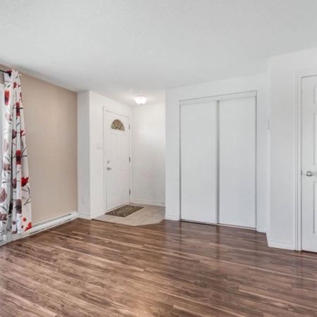 URGENT - Grand 4 et demi à louer - Disponible 1er Juillet - Photo 4