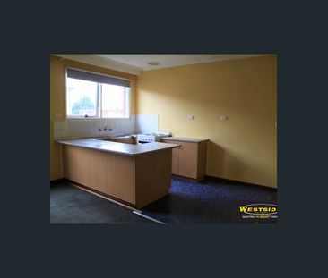 9/17 St Albans Road, St Albans VIC 3021 - Photo 2