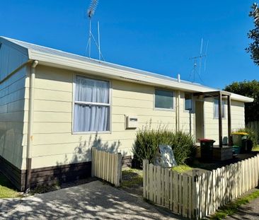 Cozy 3 bedroom home in Dinsdale! - Photo 5