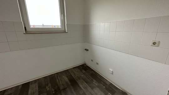 4,5 Zimmer im 5. OG = DG / zwei Süd-Balkon / Lift u.v.m. - Foto 1