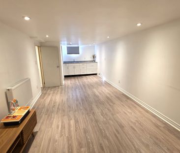 For Lease - 187 Park Lawn Road, Toronto, Ontario - Photo 2