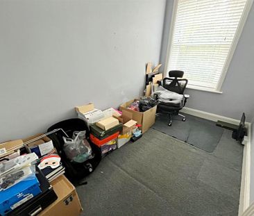 2 bedroom maisonette to rent - Photo 2