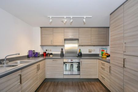 1 bedroom apartment to rent - Photo 4