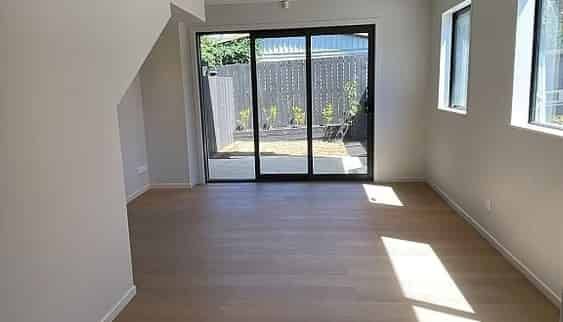 Modern 3BR Townhouse in Wesley - Photo 1