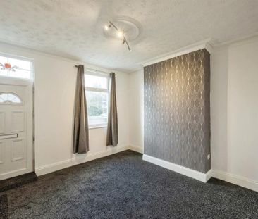 High Road, Doncaster, Balby - Photo 4