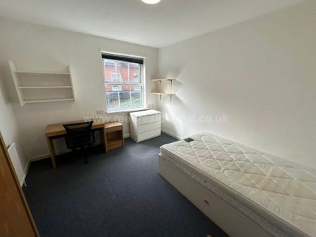 Frederick Grove, Lenton - Photo 4