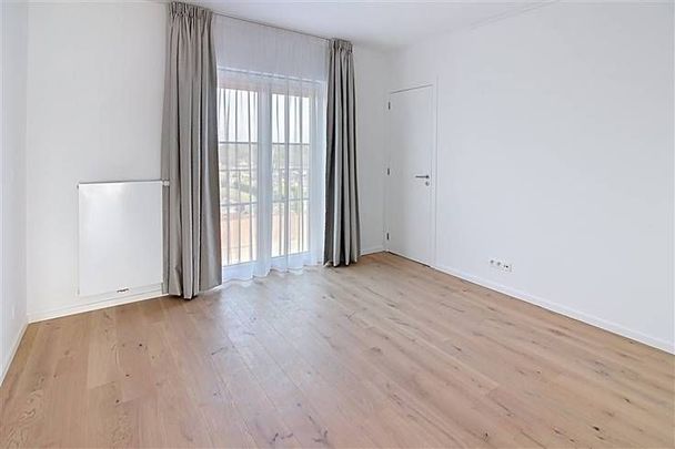 Appartement te huur - Photo 1