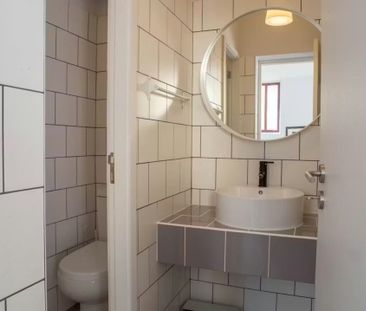 Rua de Nove de Abril, Porto, Braga 4050-265 - Photo 2