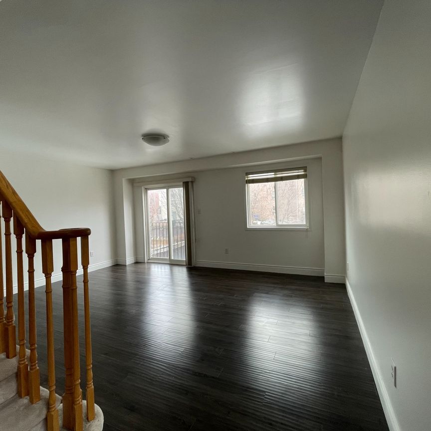 For Lease - 11 Etienne Street Unit# Upper, Toronto, Ontario - Photo 1