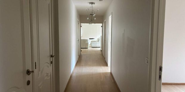 Appartement te huur in Genk voor € 1.285 met 3 slaapkamers - Foto 1