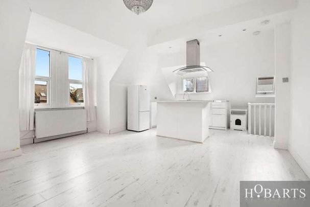 Park Avenue, Alexandra, N22 - Photo 1