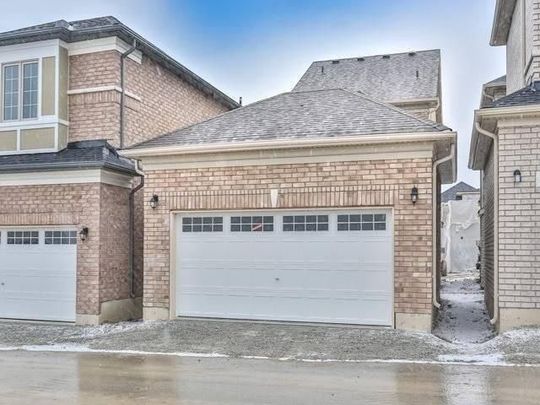 For Lease - 25 Applegate Drive, East Gwillimbury, Ontario - Photo 1