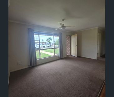 Charming 3-Bedroom Home in Quiet Thabeban, Great Location & Space! - Photo 1