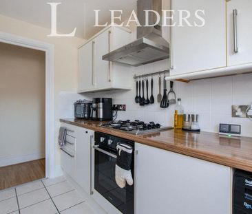 2 bedroom flat to rent - Photo 6