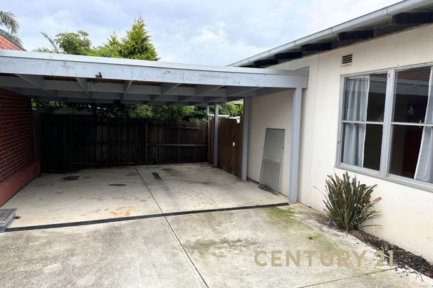 Spacious Family Home in a Peaceful Doveton Location - Photo 1