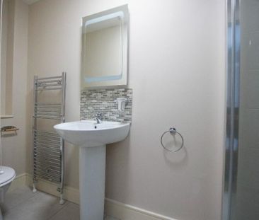 Apt 8 Carolan House, 56 Rossmore Drive, Belfast, BT7 3LA - Photo 1