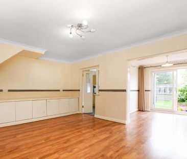 3 bedroom semi-detached house to rent - Photo 2