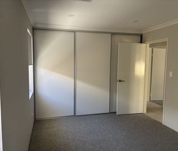 3 Keevil Street, Brookdale - Photo 6