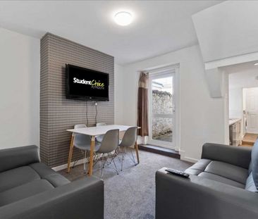 West Hill Road, Plymouth - Photo 2