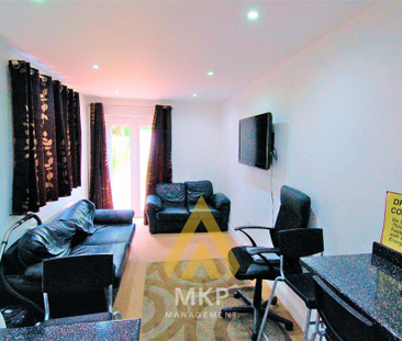 6 bedroom terraced house to rent - Photo 1