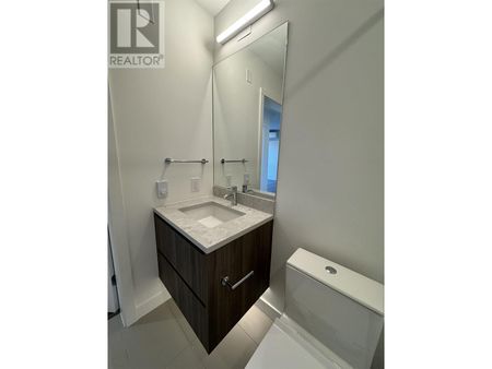 4080 LAUREL STREET, Vancouver, British Columbia - Photo 3