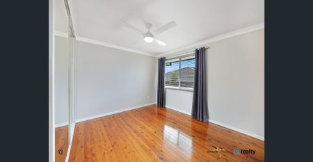 Modern 2-bedroom unit - Photo 4