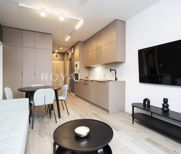 Eleganckie mieszkanie z 2 miejscami parkingowymi - Фото 2