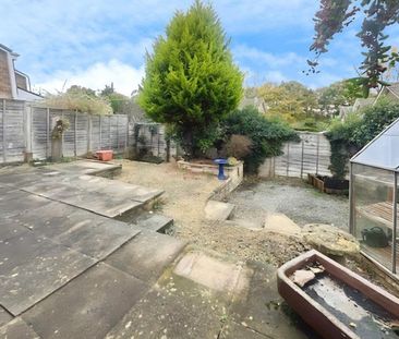 3 bedroom House To Let - Photo 4