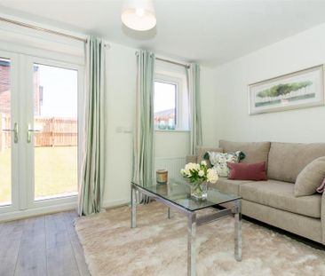 2 bedroom semi-detached house to rent - Photo 3