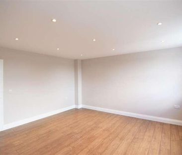 Kings Road, Kingston Upon Thames, KT2 - Photo 3