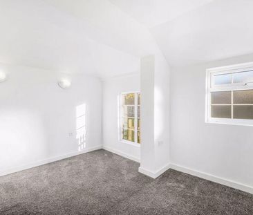 2 bedroom semi-detached house to rent - Photo 5