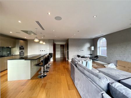 Murano House, 389 Cockfosters Road - Photo 5