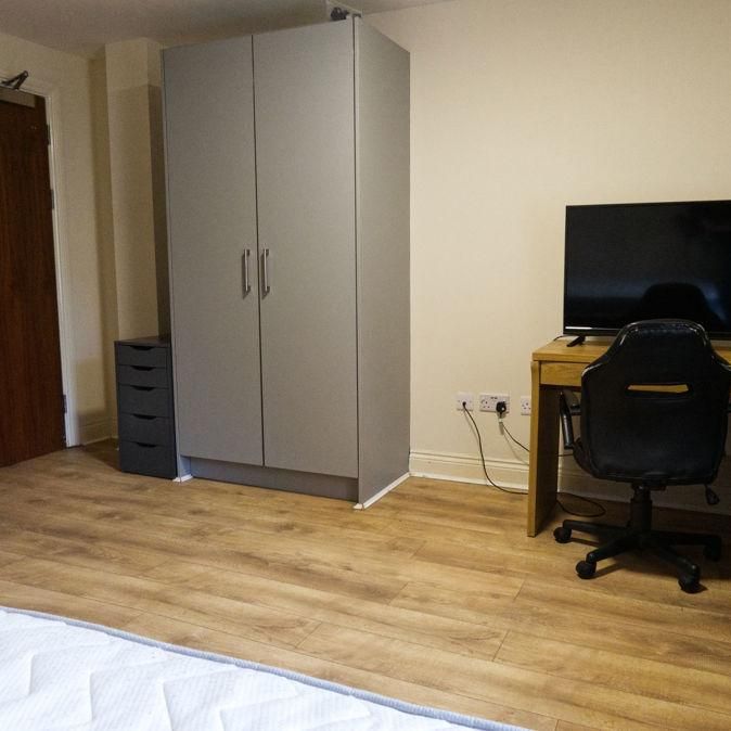 6 bedroom flat share to rent - Photo 1