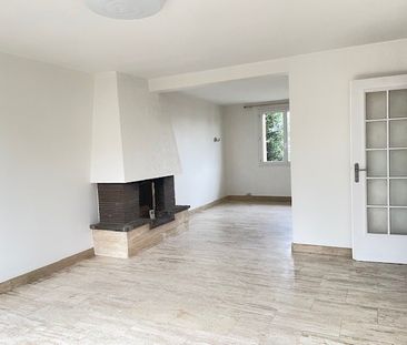 Location Maison 4 pièces 110m² MASSY 91300 - Photo 2