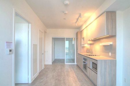 For Lease - 950 Portage Parkway Unit# 5805, Vaughan, Ontario - Photo 2